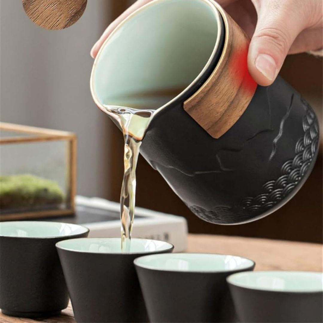 Mountain and Sea Travel Tea Set