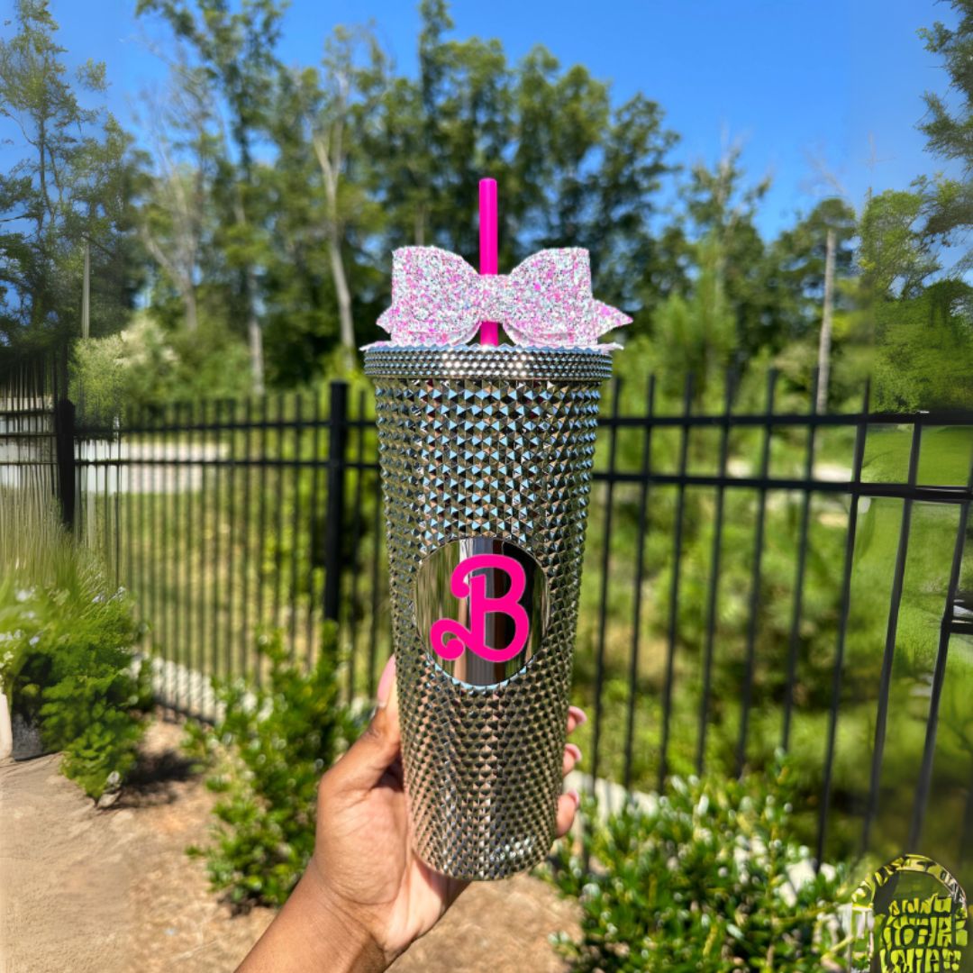 700ml Studded Textured Tumbler With Straw And Decorative Bow