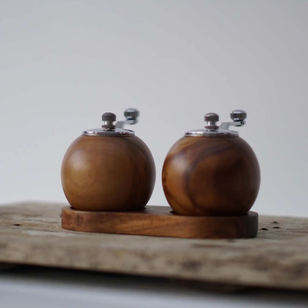 Wooden Salt and Pepper Mill Set