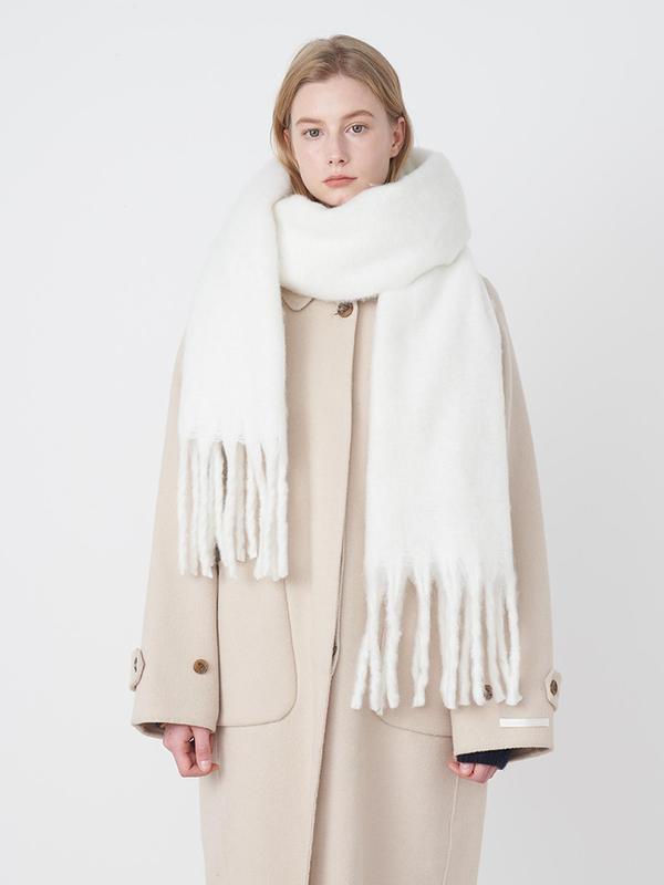 Fashionable thickened women's scarf