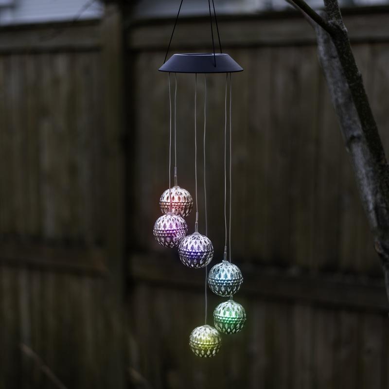 Color-Changing Solar LED Wind Chime for Outdoor Ambiance
